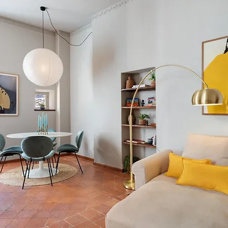 Classy City-center Oasis Apartment *